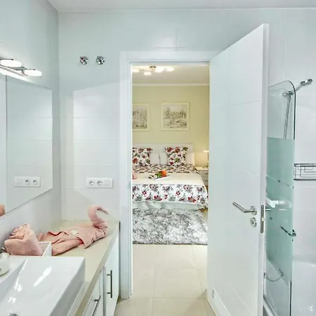 Playa De Fanabe Sleeps 8 Pool Air Con Wifi Vila Costa Adeje (Tenerife)