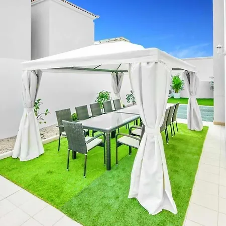 Vila Playa De Fanabe Sleeps 8 Pool Air Con Wifi *